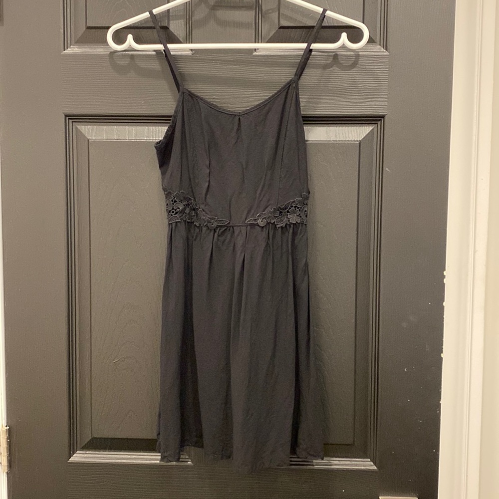 ⭐️FREE bundle add on. H&M black dress with waist lace detail